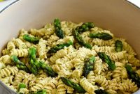 Creamy Asparagus Pesto Pasta with Parmesan