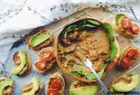 Creamy Mushroom Spread Recipe for Toasts & Snacks