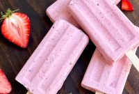 Creamy Strawberry Paletas Recipe — Homemade Frozen Treats