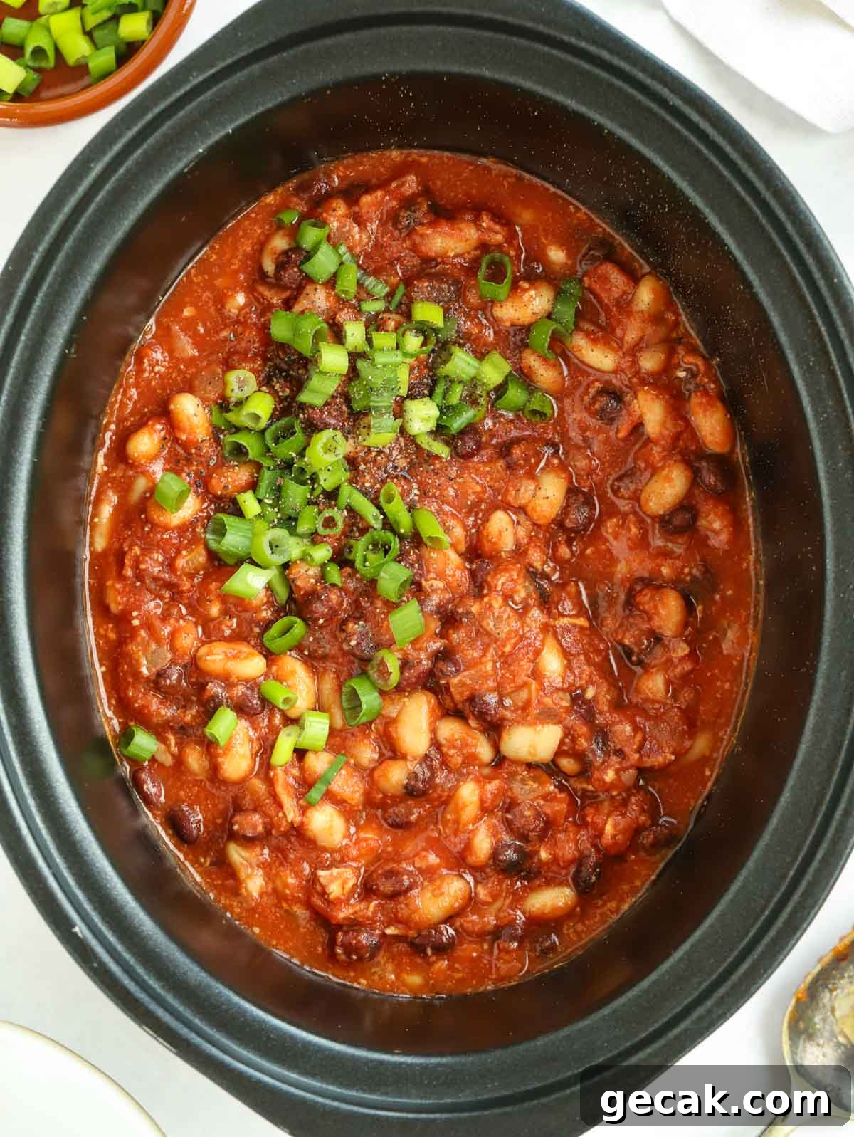 Slow Cooker Baked Beans Recipe — Perfect BBQ Side Dish 2 Slow cooker recipe for homemade baked beans