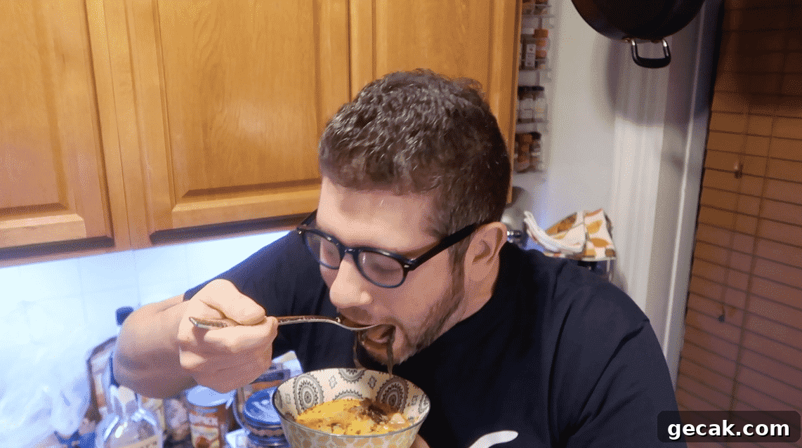 Instant Pot Sausage and Spinach Soup — Zuppa Toscana Recipe 21 img 24318 41
