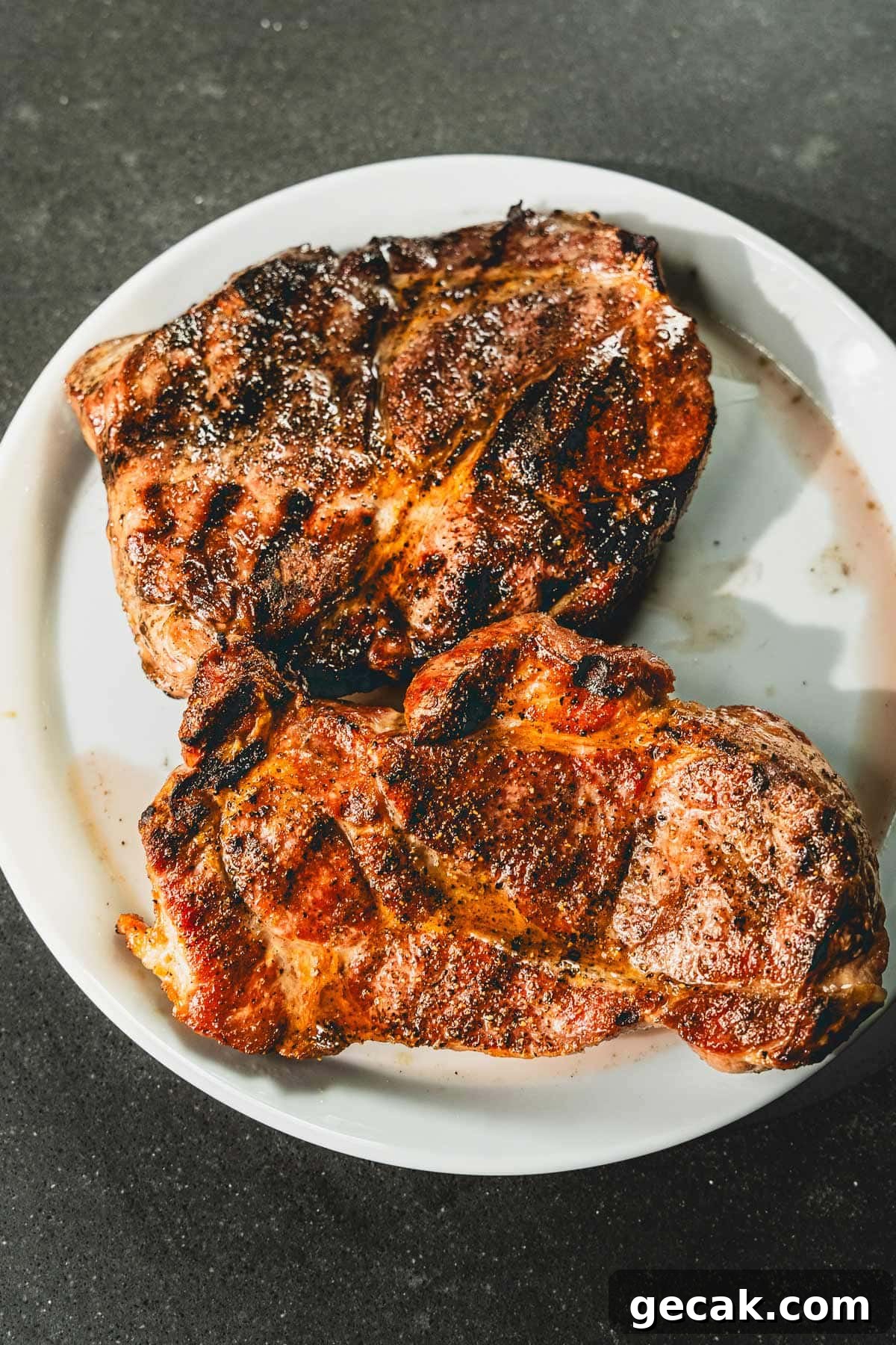 Juicy Grilled Pork Steaks with Garlic Herb Marinade 3 img 24805 2
