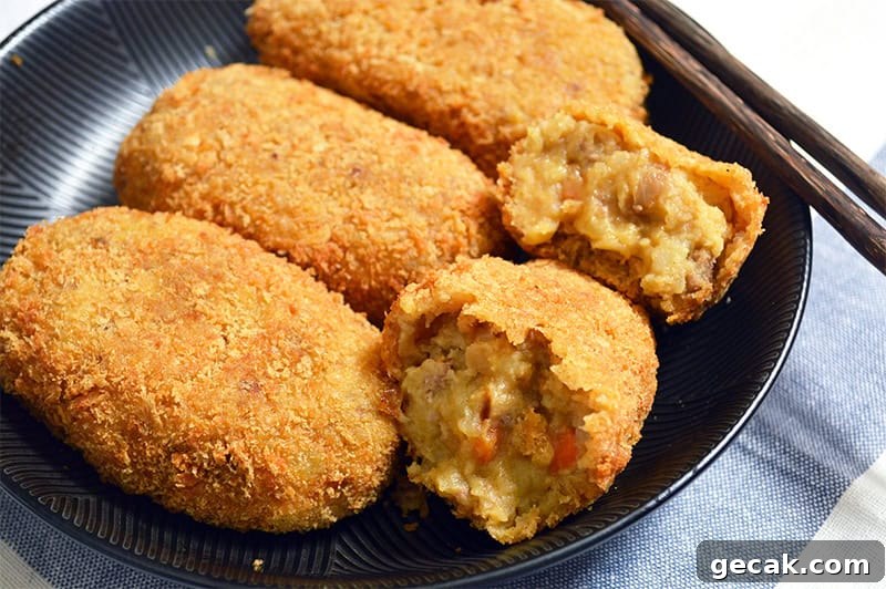 Crunchy Curry Croquettes Recipe with Spiced Potato Filling 6 curry croquettes