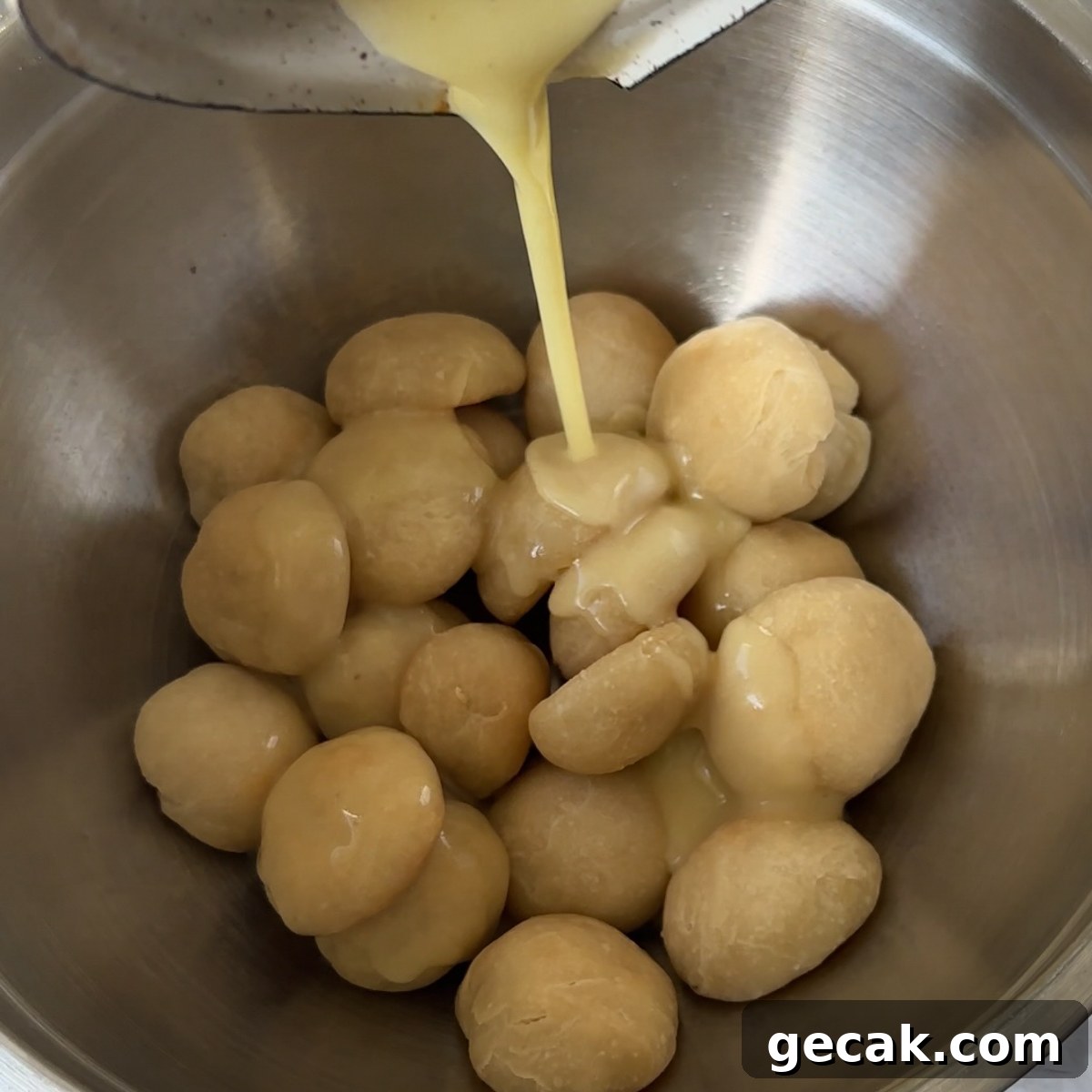 Toss in melted butter & cinnamon sugar!